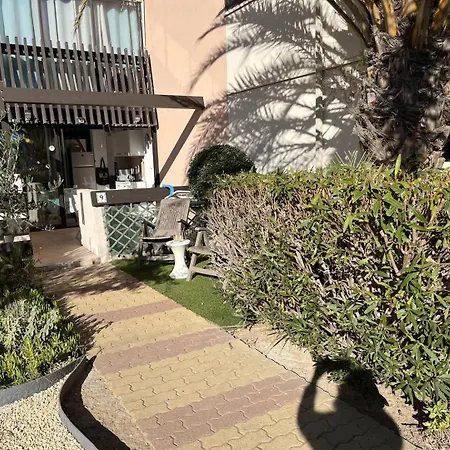 2 Couchages Cap D'agde Naturisme Cn020-009